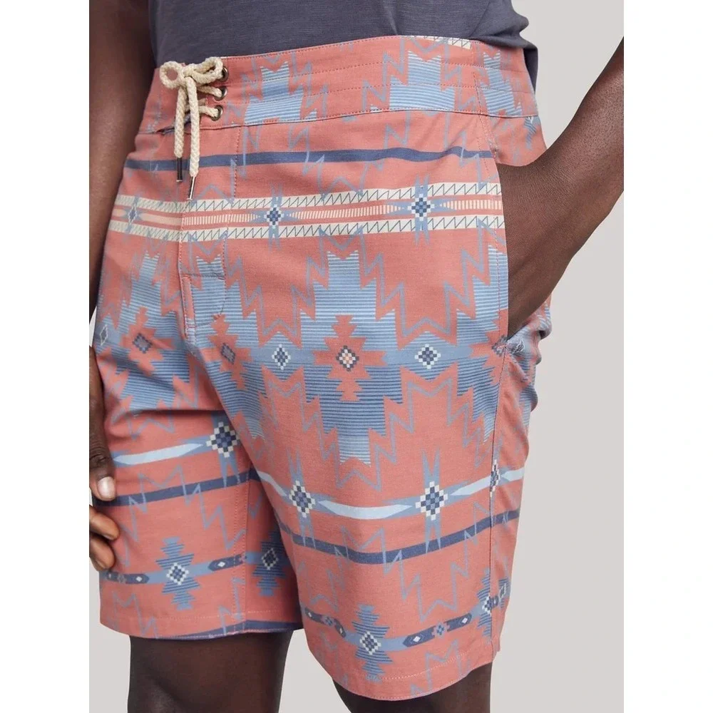Faherty Classic‎ Boardshorts Men's 31 Rose Morning Star Aztec Print Stretch Swim